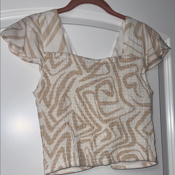 Cropped Shirt - Picture 4 of 4